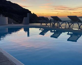 Kokkinos Villas - Thera - Pool