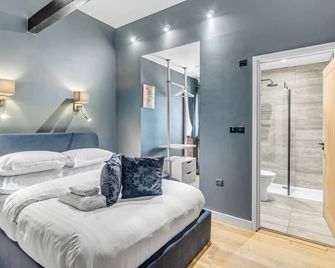 7 Storey Listed Windmill, dog friendly with outdoor pool & bbq - Downham Market - Habitación