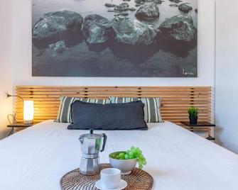 Apartment on the seafront, terrace - Empuriabrava - Bedroom