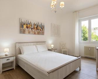 Appartamento Bononia - By Impero House - Stresa - Bedroom