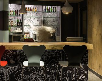 ibis Paris La Défense Courbevoie - Courbevoie - Bar