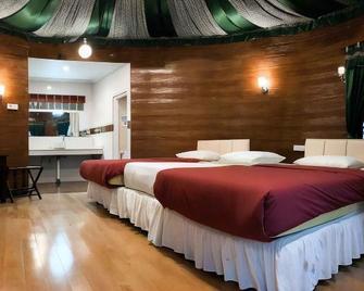 Green Valley Resort Bandungan - Bandungan - Habitación