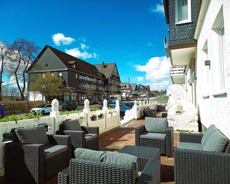 Die zwei Löwen Ferienwohnungen - Winterberg - Patio