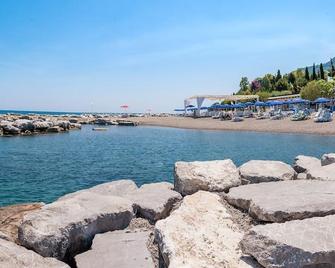Hotel Torre Oliva - San Giovanni a Piro - Beach