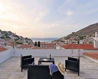 Bexis Residences Hydra - Hydra - Balcone
