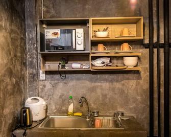 Bb Wong Sawang/5br/6bath/2 Min Mrt - Bangkok - Cuisine