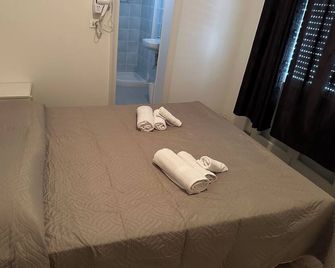 hotel roby - Rimini - Camera da letto