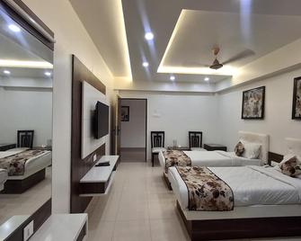 Hotel The Sankalp Retreat - Bhavnagar