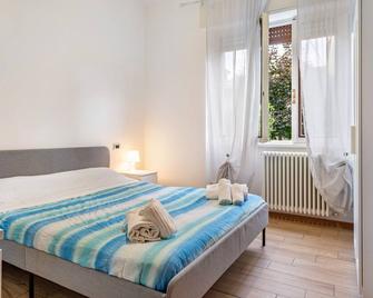 Civico 22 - Peschiera del Garda - Schlafzimmer