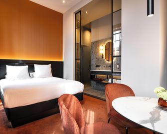Theaterhotel De Oranjerie - Roermond - Bedroom