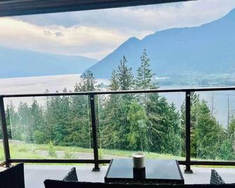 Best views in all of Sicamous! - Sicamous - Balkon