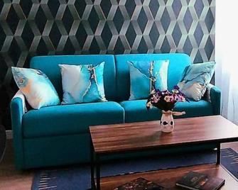 chazi and cosy - Toulouse - Salon