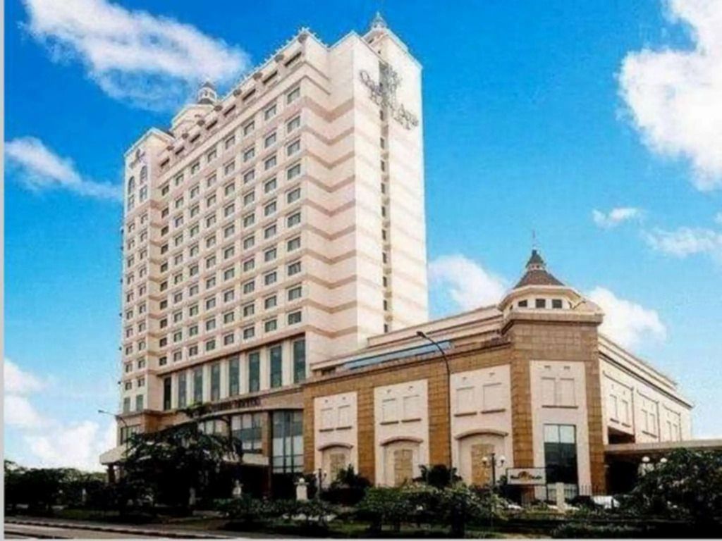 أواسيز أمير هوتل