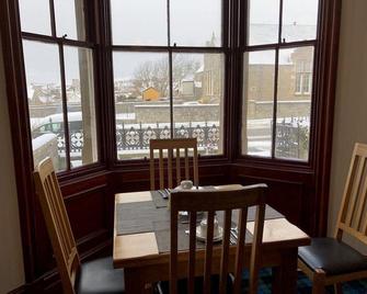 Solheim Guest House - Lerwick - Yemek odası