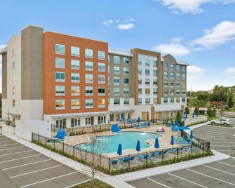 Holiday Inn Express & Suites Orlando - Lake Buena Vista By IHG - Lake Buena Vista - Building