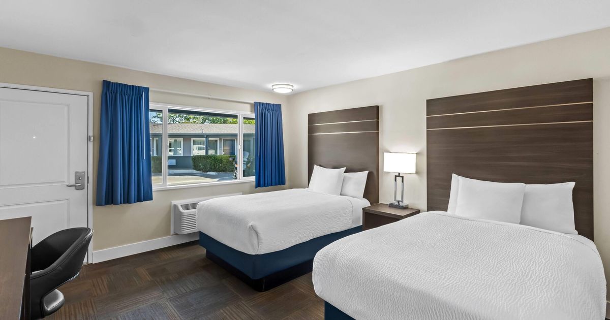Travelodge by Wyndham Santa Rosa Wine Country $134. Santa Rosa Hotel ...