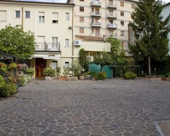 Hotel Europa - Viadana - Außenansicht