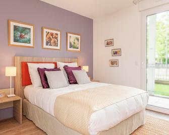 Quality Suites Mont-de-Marsan - Mont-de-Marsan - Bedroom