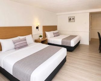 Tumbleweed Motel - Cache Creek