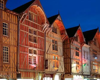 ibis Troyes Centre - Troyes - Edificio