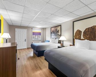 Super 8 by Wyndham Fredericksburg - פרדריקסברג - חדר שינה
