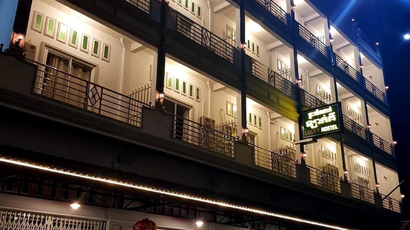 Lucky Hostel