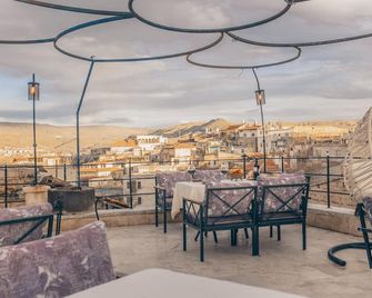 Zula Cave House - Urgup - Balkon