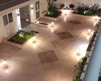 Urban Industrial style apartment - Saint Paul’s Bay - Lobby