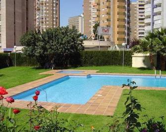 Apartamentos Torre Ipanema - Benidorm - Pool