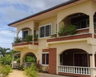 Villa Nickerie/ Suriname - Nieuw Nickerie - Building