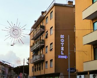 Hotel Suisse - Sestri Levante - Edificio