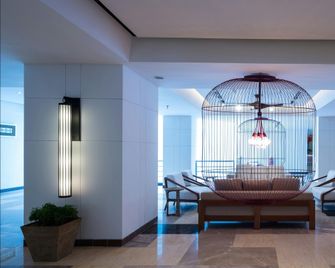 DoubleTree Resort by Hilton Penang - Batu Ferringhi - Lobby