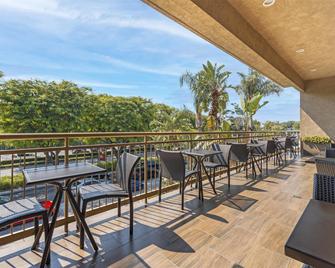 Best Western Plus Anaheim Inn - Anaheim - Dining room