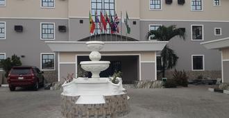 GrandVenice Hotel and Suites - Port Harcourt - Building