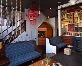 Commodore Hotel - Astoria - Lounge