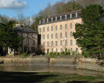 Gouelet Ker - Logonna-Daoulas - Building