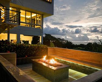 Luxury Hillside Estate at Nativa Resort - Jacó - Balcón