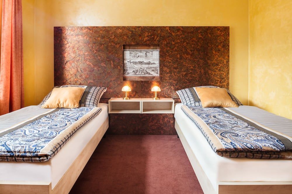 Hotel Conti - Olomouc - Slaapkamer