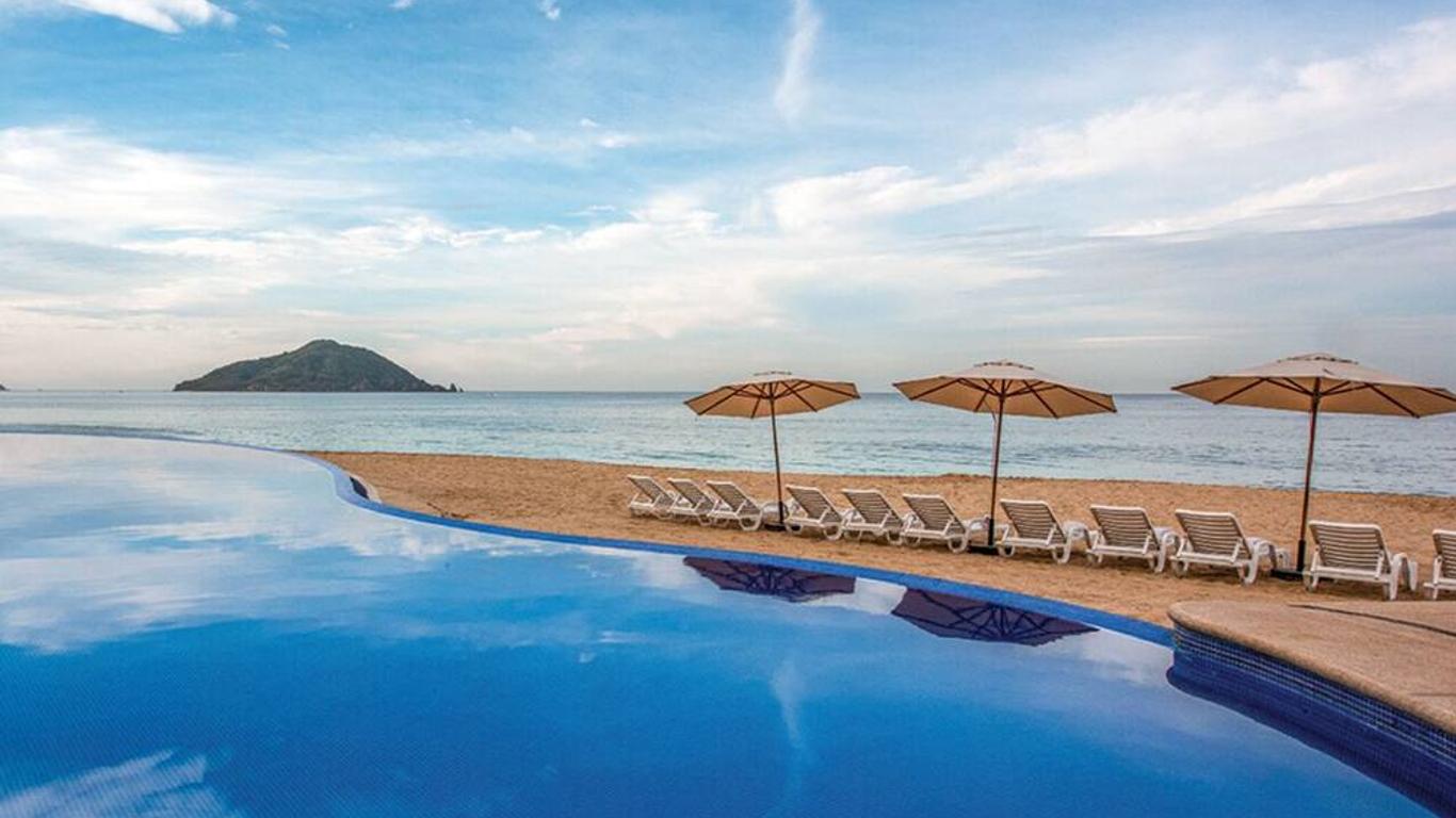 Park Royal Beach Mazatlan