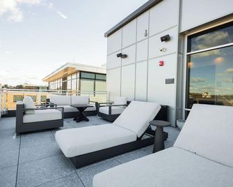 Posh On Kirkwood, A Boutique Hotel - Bloomington - Balkon