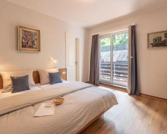 Hotel Heintz - Vianden - Bedroom