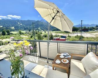Mountain atmosphere apartment - with fantastic panoramic mountain views - Garmisch-Partenkirchen - Parveke