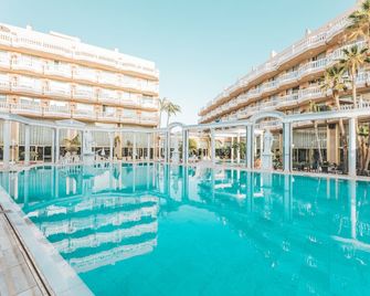Hotel Cleopatra Palace - Arona - Piscina