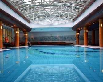 Radisson Blu Park Hotel, Dresden Radebeul - Radebeul - Pool