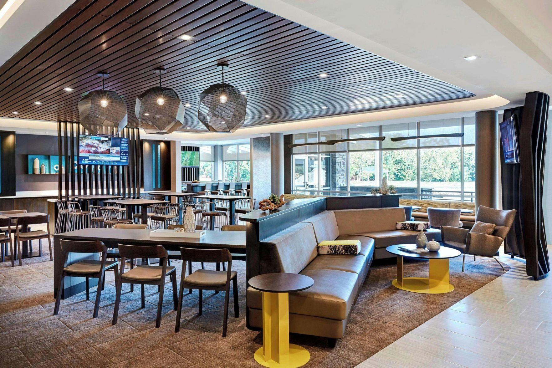 SpringHill Suites by Marriott Pittsburgh Airport thumbnail 2