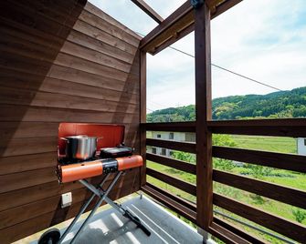 Yamakita no Akari - Ukiha - Balkon
