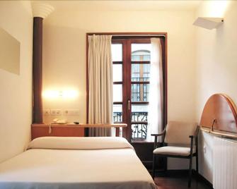 La Plaza I - Luanco - Habitación