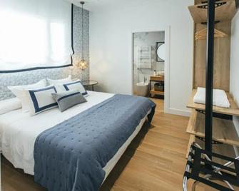 The Lucky Flats - Poeta Quintana - Alicante