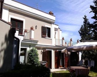 Casa Delle Coccole - Trecastagni - Edificio