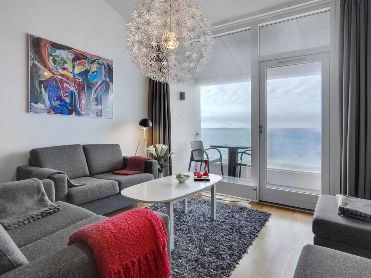 Apartment Elvin - 20m from the sea by Interhome – Ebeltoft